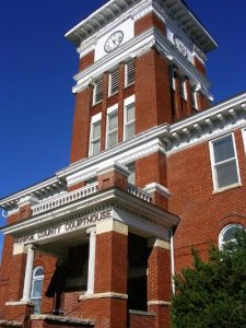 Monroe County Courthouse Monroe County Courthouse in Madisonville, TN