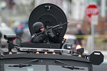 machine gun