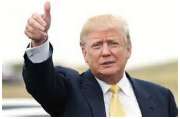 donald-trump-with-right-hand-up