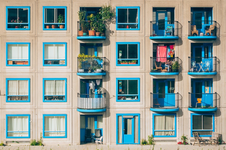 Tips for Renters: How to Stand out to Landlords