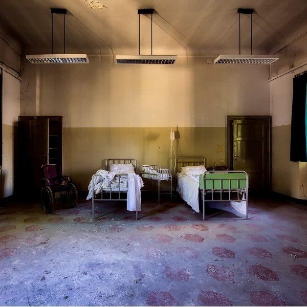 The Hierarchy of the Unhinged (RR)