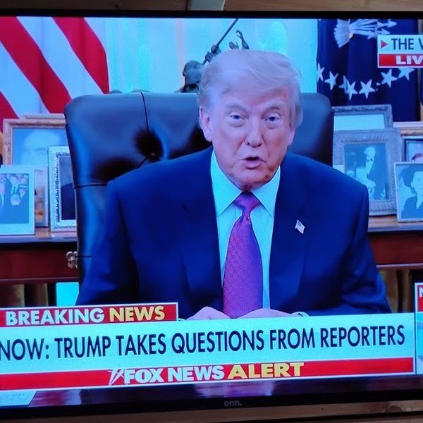 Trump Changes Lake Ontario to “Lake America”
